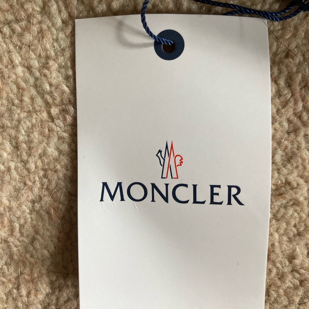 Black moncler beanie - Picture 4 of 4